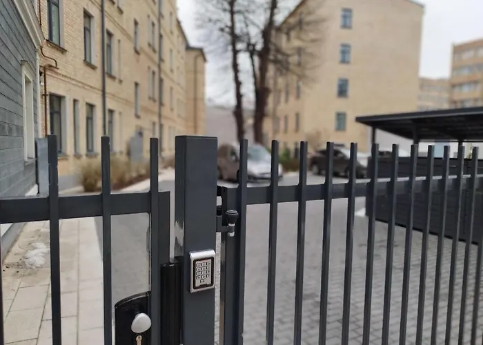 In The Center Of Dzīvoklis *